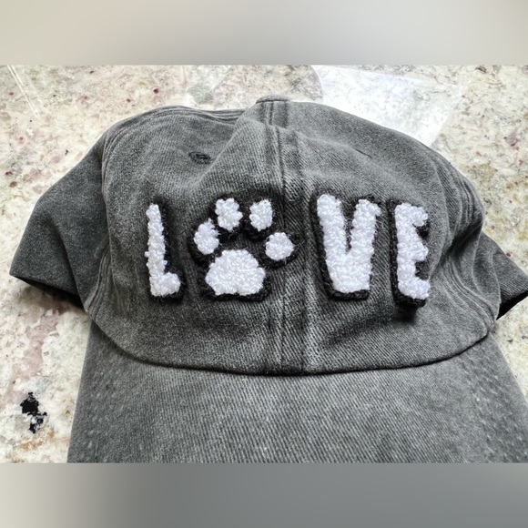 Love Paw print baseball cap one size dog people NWT - Picture 2 of 4
